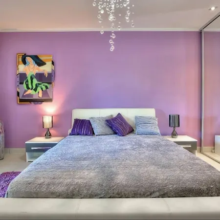 Lovely And Spacious Groundfloor With Pool
